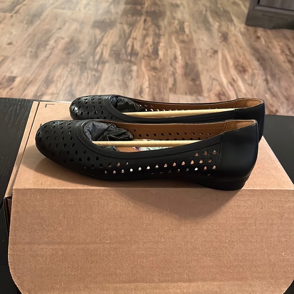 Cobb Hill by New Balance Shoes - Cobb Hill Maiika Black  Leather Flats Loafers Shoes Slip On Round Toe Womens 7.5